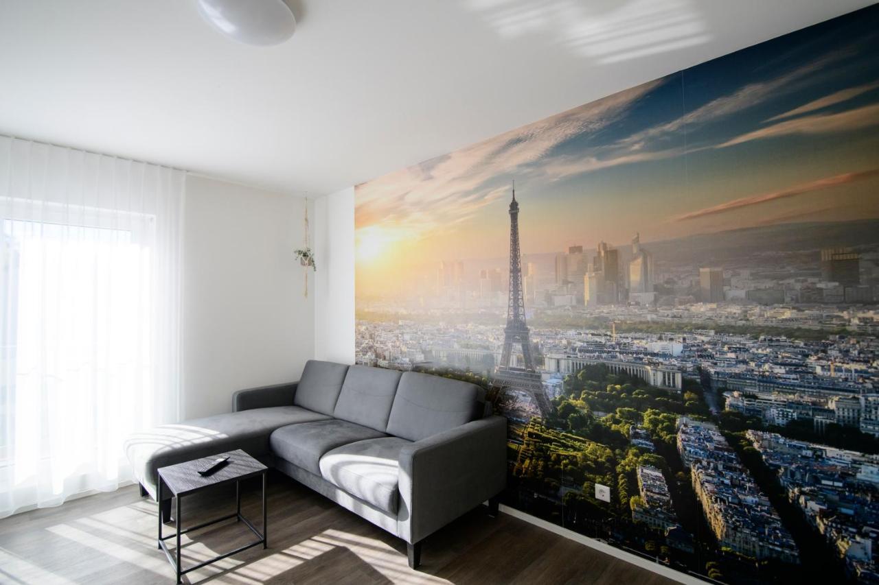 Standard Zimmer mit Kingsize-Bett