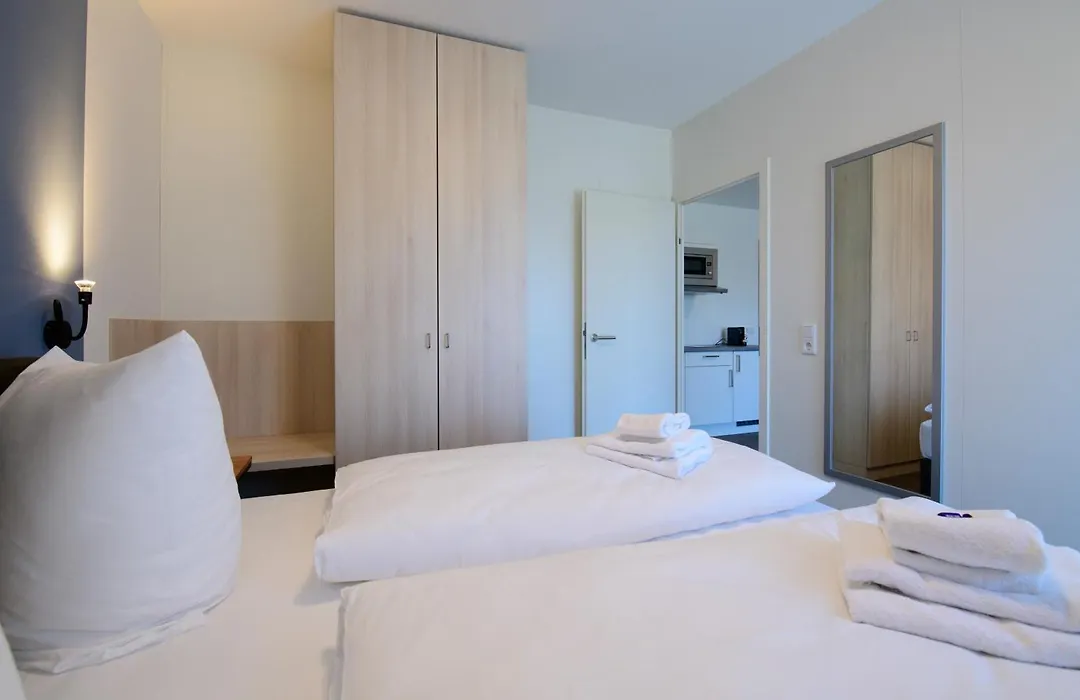 Smart&Stay Aparthotel Saarbrücken Süd - kontaktloser Self Check-In-1